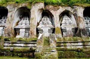 Découvrez le Temple de gunung kawi avec Lune de Miel Bali